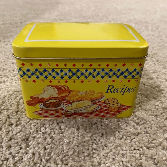 VINTAGE I can’t believe it’s not butter recipe tin - Picture 3 of 3